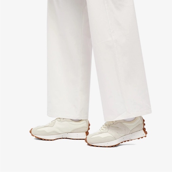 New Balance Womens 327 Casual Sneakers Turtledove WS327SO - Picture 2 of 9